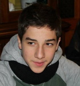 Nella foto Daniele Natali (figlio dello storico portiere pistoiese Roberto) oggi al debutto in prima squadra.